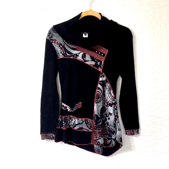 Vex Collection Cowl top black red gray studs! 34 - Picture 1 of 10